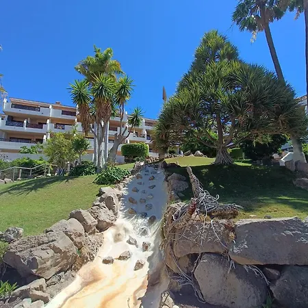 Wonderful With Pool And Wi-fi Apartment