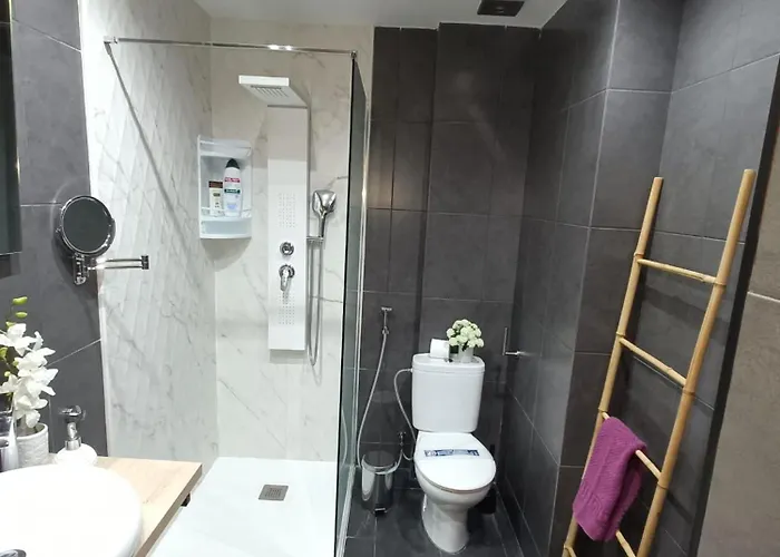 Wonderful With Pool And Wi-fi Daire *