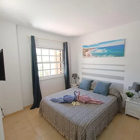 With Heated Pool & Terrace Apartment *