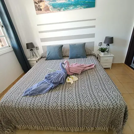 Apartment Wonderful With Pool And Wi-fi *