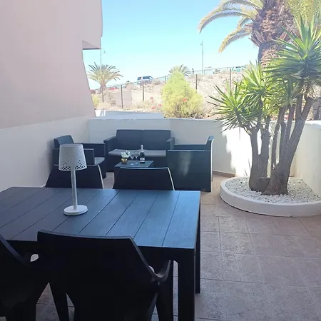 Apartment With Heated Pool & Terrace *