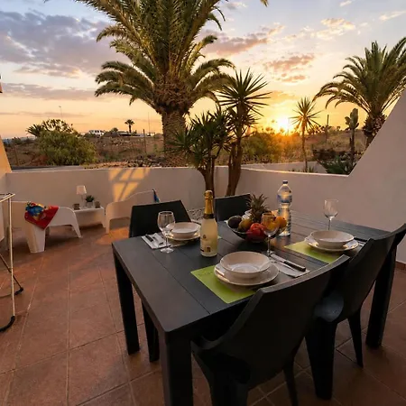 شقة With Heated Pool & Terrace